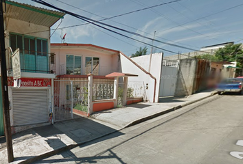 Casa en  Avenida 3 Poniente, Centro, Huatusco De Chicuellar, Veracruz, México
