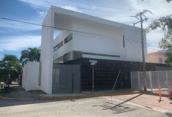 Casa en fraccionamiento en  Avenida Bacalar 50, Super Manzana 17, Cancún, Benito Juárez, Quintana Roo, 77505, Mex