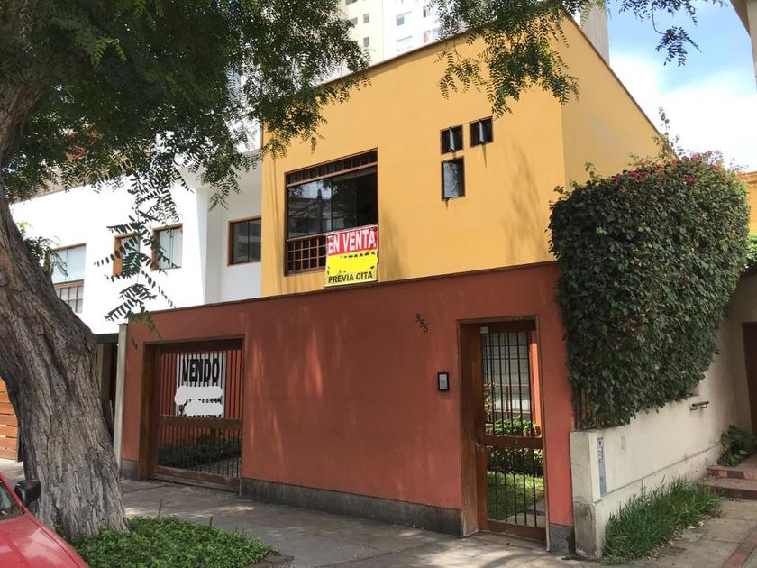 Casa en venta San Antonio, Miraflores