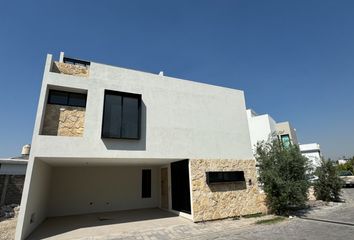 Casa en fraccionamiento en  Cuautlancingo, San Juan Cuautlancingo, Puebla, México