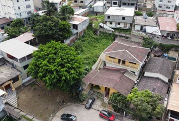 Terreno Comercial en  Urdesa Central, Guayaquil, Ecuador