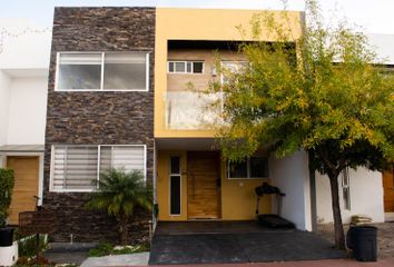 Casa en  Paseo Del Amanecer 405, Solares Residencial, Zapopan, Jalisco, México
