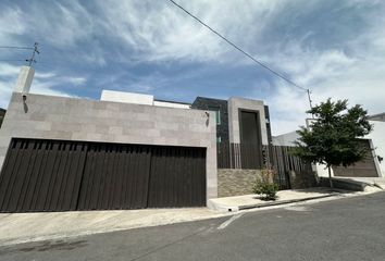 Casa en  Calle Dinamarca 451-451, Del Carmen, Monterrey, Nuevo León, 64710, Mex