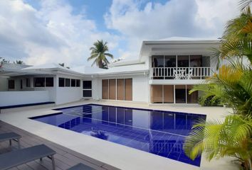 Casa en  Condominio Campestre El Peñón, Girardot, Cundinamarca, Colombia