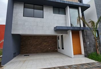 Casa en fraccionamiento en  Residencial Argos, Calle 34 Oriente, San Miguel, Tlatempa, Cholula De Rivadavia, Puebla, México