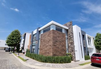 Casa en  Lomas De Angelópolis Cascatta, Lomas De Angelópolis, Puebla, México