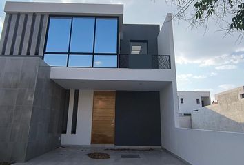 Casa en  Mayorazgo La Gavia, Autopista Poniente, León, Guanajuato, México