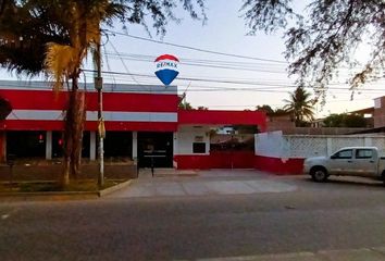 Local comercial en  Avenida Sánchez Cerro, Piura, Perú