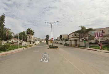 Casa en fraccionamiento en  Cataluña, Barcelona Residencial, Lazaro Cardenas, La Joya, Baja California, México