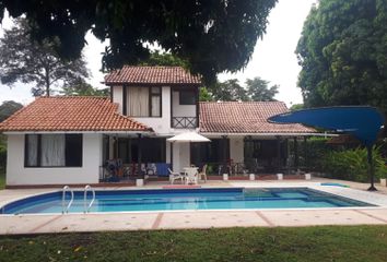 Casa en  C.r. Casa De Campo, Ricaurte, Cundinamarca, Colombia