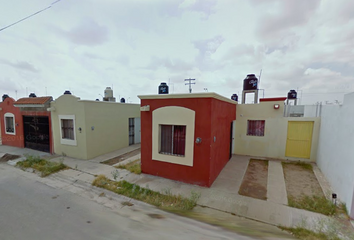 Casa en  Calle Abedules, Villas Del Sol, Jardines Universidad, Torreón, Coahuila De Zaragoza, México