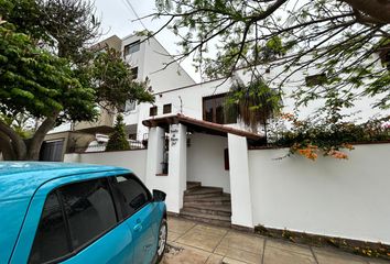 Casa en  Avenida Nicolás De Rivera 347, Cuadra 3, Ur. Orrantia, San Isidro, Lima, 15073, Per