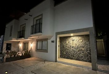 Casa en fraccionamiento en  Santa Mónica Residencial, Camino A Santa Rita, Centro, Pachuquilla, Estado De Hidalgo, México