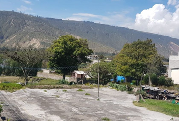 Terreno Comercial en  Calle Equinoccial, San Antonio, Quito, Ecu