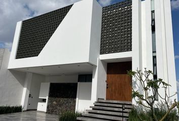 Casa en  Lomas De Angelópolis, San Bernardino Tlaxcalancingo, Puebla, México