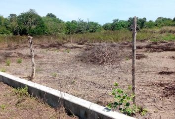 Terreno Comercial en  Lotización Cayo Beach, E15, Puerto Cayo, Ecuador