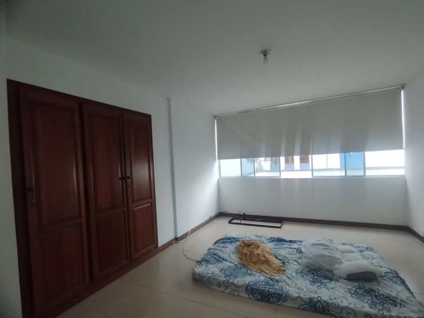 Apartamento en arriendo Los Alamos, Universidad