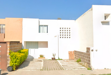 Casa en  Paseo Del Piropo, Manzanares, Juriquilla, Querétaro, México