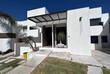 Casa en  Misión Concá, Santiago De Querétaro, Querétaro, México