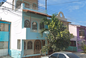 Casa en  De La Lagunilla 148, Santa María, Puerto Vallarta, Jalisco, México