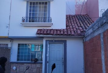 Casa en fraccionamiento en  Calle Monjes Del Carmen, León, Guanajuato, México