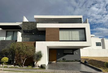 Casa en fraccionamiento en  Parque Querétaro, Boulevard De Los Volcanes, Lomas De Angelópolis, Puebla De Zaragoza, Puebla, México