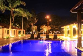 Villa-Quinta en  Vía Palmira - Pradera, Palmira, Valle Del Cauca, Colombia