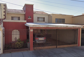 Casa en  Paseo Del Venado 241, Los Viñedos, Torreón, Coahuila De Zaragoza, México