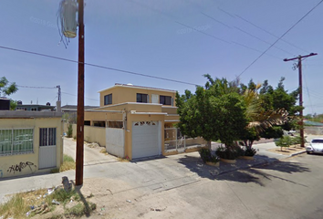 Casa en  16 De Septiembre & Durango, Vicente Guerrero, La Paz, Baja California Sur, México