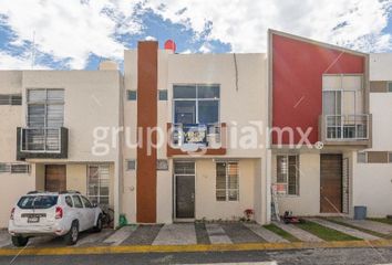 Casa en  Calle Oyamel Norte 1333, Luna Bosque, 45066 Zapopan, Jalisco, México