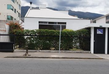 Casa en  Avenida Brasil & Santiago Duarte, Quito, Ecuador