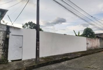 Terreno Comercial en  Av. Abraham Calazacón 1, Santo Domingo, Ecuador