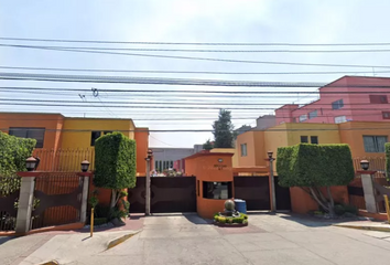 Casa en  Calzada De Las Brujas 85, Coapa, Equipamiento Plaza Coapa, Ciudad De México, Cdmx, México