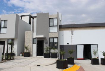 Casa en fraccionamiento en  Quinta La Paz, León De Los Aldama - Lagos De Moreno, Lagunillas, Guanajuato, México