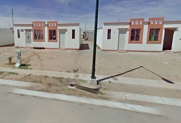 Casa en fraccionamiento en  C. Balnearios, Juárez, Chihuahua, México