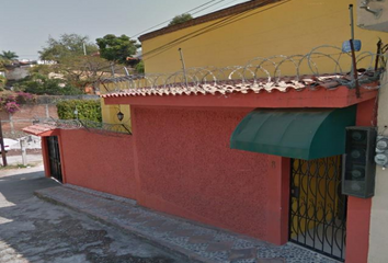 Casa en  Guayabos 8, Las Palmas, 62050 Cuernavaca, Morelos, México