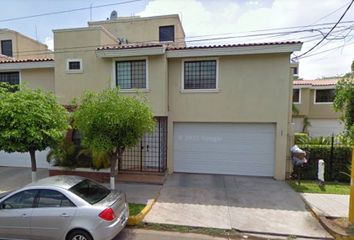 Casa en  Carlos Lineo, Burócrata, Culiacán, Sinaloa, México
