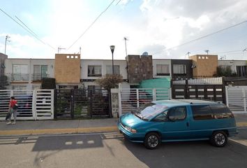 Casa en  Calle Bosque De Los Cipreses 53, Los Heroes Tecamac, Ciudad De México, Estado De México, México