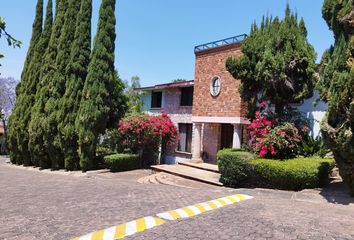 Casa en fraccionamiento en  Calle Salvador Díaz Mirón, Santa Maria De Guido, Morelia, Michoacán, México