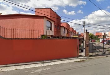 Casa en fraccionamiento en  Avenida San Jorge, Ojuelos, Toluca, Estado De México, México