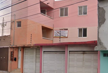 Casa en  Calle Cuauhtémoc, Lomas De La Selva, Cuernavaca, Morelos, México
