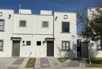 Casa en condominio en  Paseo Provenza, Fraccionamiento Provenza Residencial, Querétaro, México
