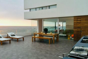 Casa de playa en  Playa Punta Corrientes, Carr. Panamericana Sur, Cerro Azul, Perú