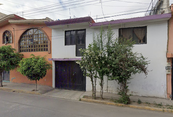 Casa en  Calle 100 Poniente No. 321, Revolución Mexicana, Puebla De Zaragoza, Puebla, México