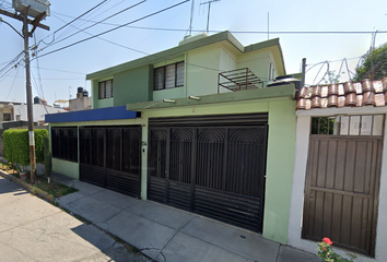Casa en  Huerto Pte. 154, Mz 042, Paseos De Sta Maria, 54800 Cuautitlán, Méx., México