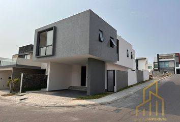 Casa en fraccionamiento en  Lomas De La Rioja, Veracruz, México