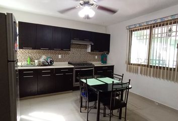 Casa en fraccionamiento en  Calle Hilda 31, Fraccionamiento Residencial Caribe, Chetumal, Othón P. Blanco, Quintana Roo, 77079, Mex