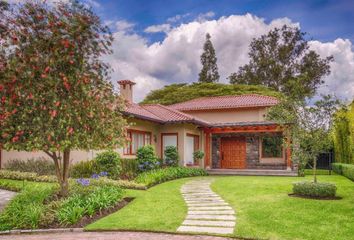 Casa en  Tumbaco, Quito