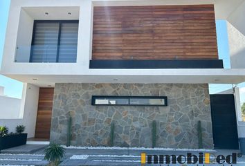 Casa en fraccionamiento en  Cusárare, Juriquilla Campestre, Juriquilla, Querétaro, México