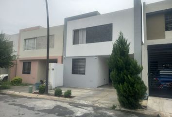 Casa en fraccionamiento en  Samsara Sector Traviata, Avenida Samsara, Residencial Privada, Mitras Poniente, Nuevo León, México